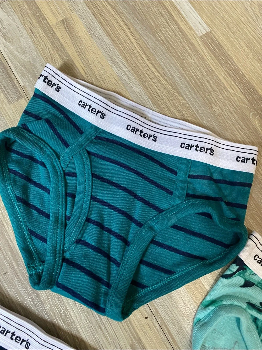 NWOT CARTER’s (3) pack briefs underwear size toddler boys 2T